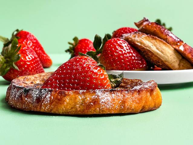 Sticky Berry French Toast