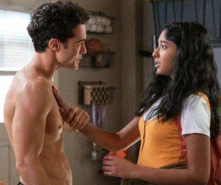 American Pie Gets A Spinoff At Netflix With Females In The Lead Roles Daily Mail Online