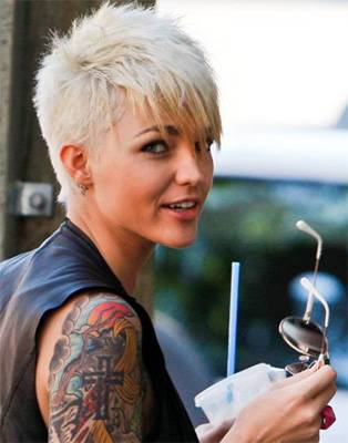 Ruby Rose In People Potts Point Girl Com Au